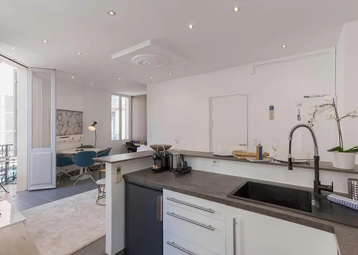 White Meynadier  Citycenter - Congres - Terrasse - Clim - Wifi Apartment Cannes