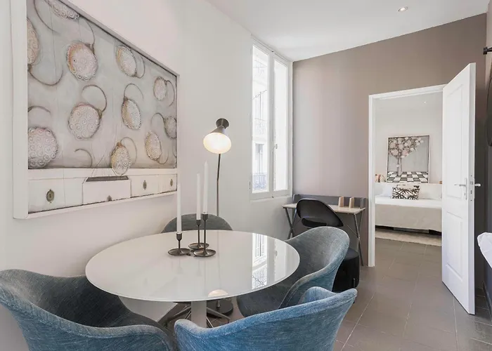 White Meynadier  Citycenter - Congres - Terrasse - Clim - Wifi Apartment